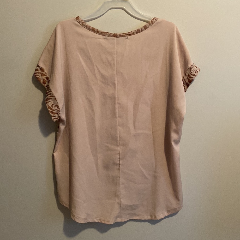 Small shirt - Picture 2 of 2